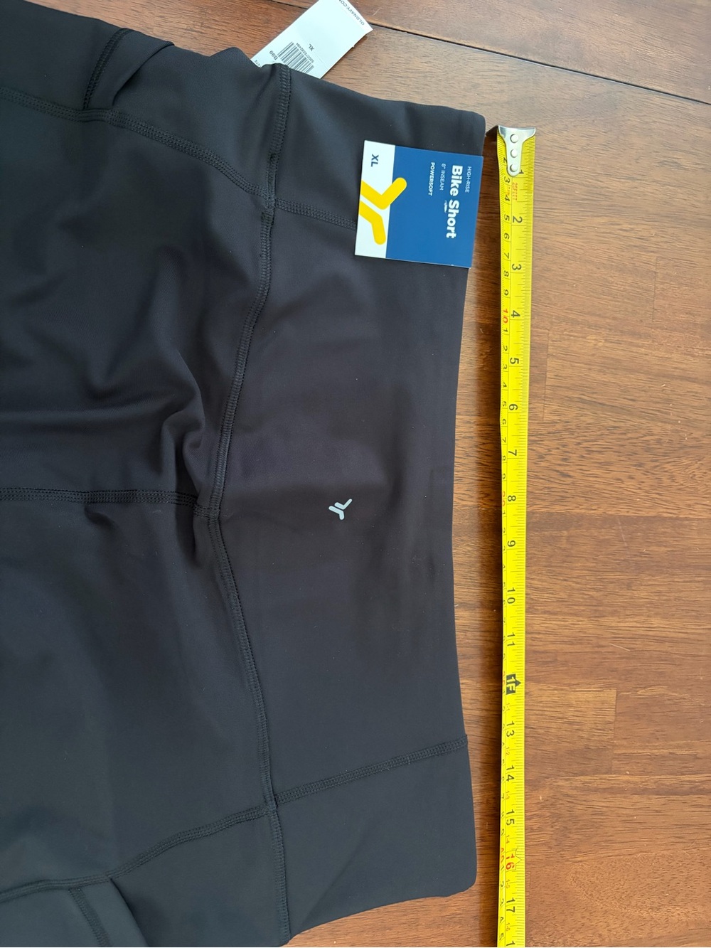 Women’s Old Navy black bike shorts XL - Picture 3 of 4